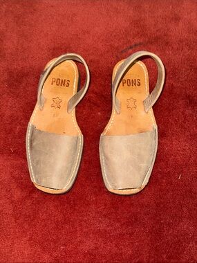 PONS Women’s Leather Slingback Sandal in Taupe
